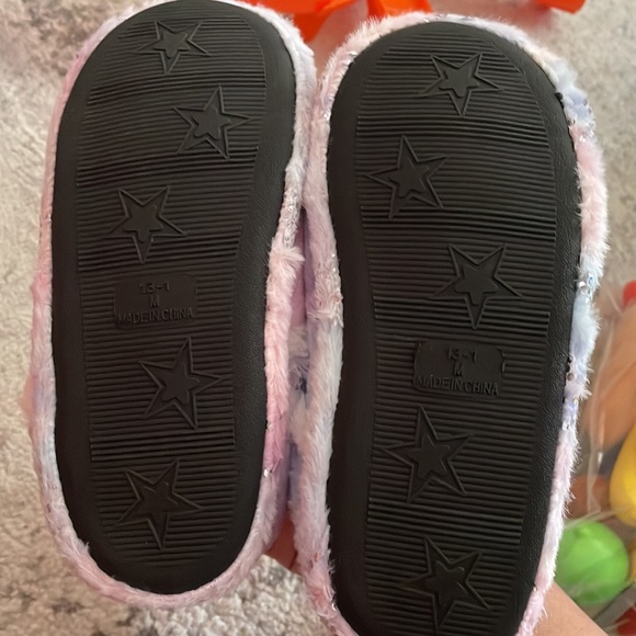 NWOT Totes Toasties Unicorn Girl Slippers - Picture 7 of 9